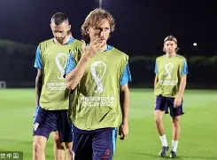 爱游戏-莫德里奇中场什么水平